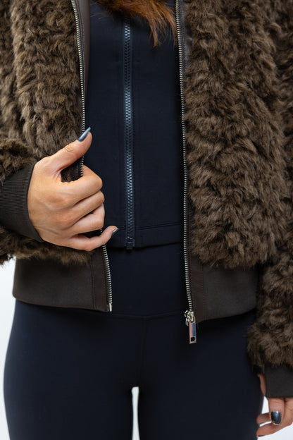 BLOUSON VESTE EN FAUSSE FOURRURE MOUTON