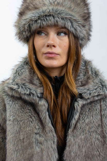 BONNET EN FAUSSE FOURRURE