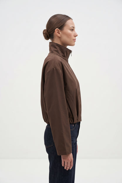 VESTE A COL MONTANT