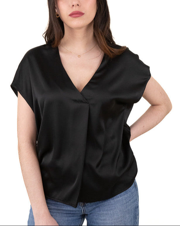 Blouse satinée à manches courtes