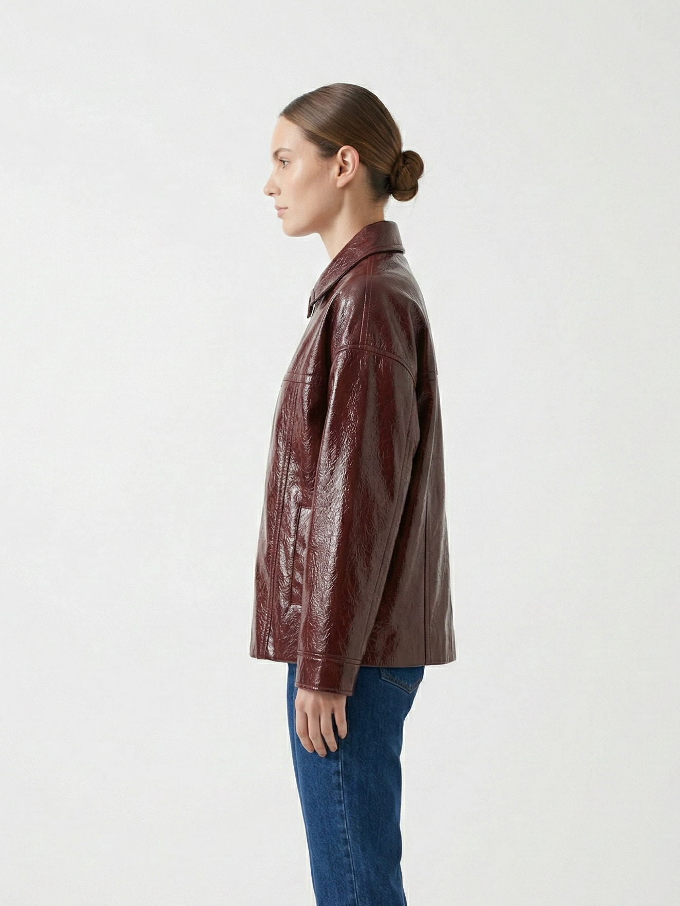 BLOUSON EN SIMILICUIR BRILLANT