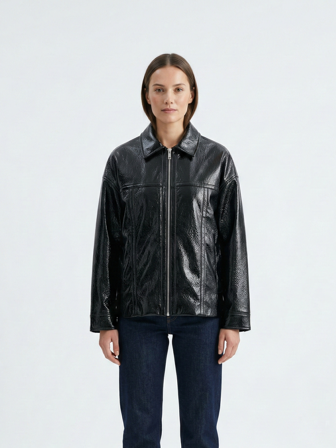 BLOUSON EN SIMILICUIR BRILLANT