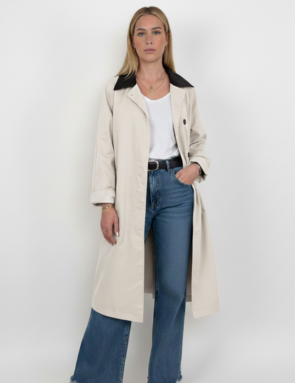 GABARDINA CON CUELLO EN CONTRASTE