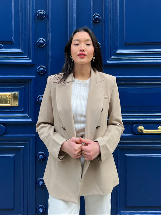 FITTED MID-LENGTH BLAZER 