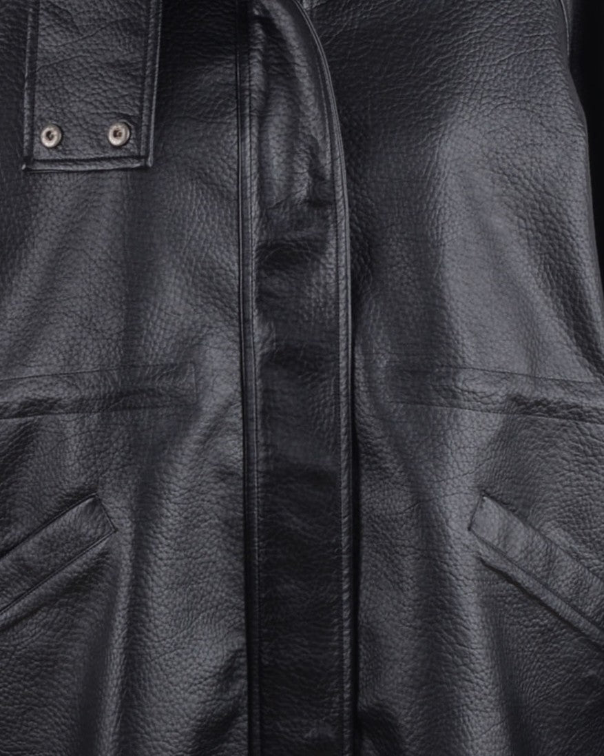 MANTEAU COL MONTANT EN SIMILICUIR