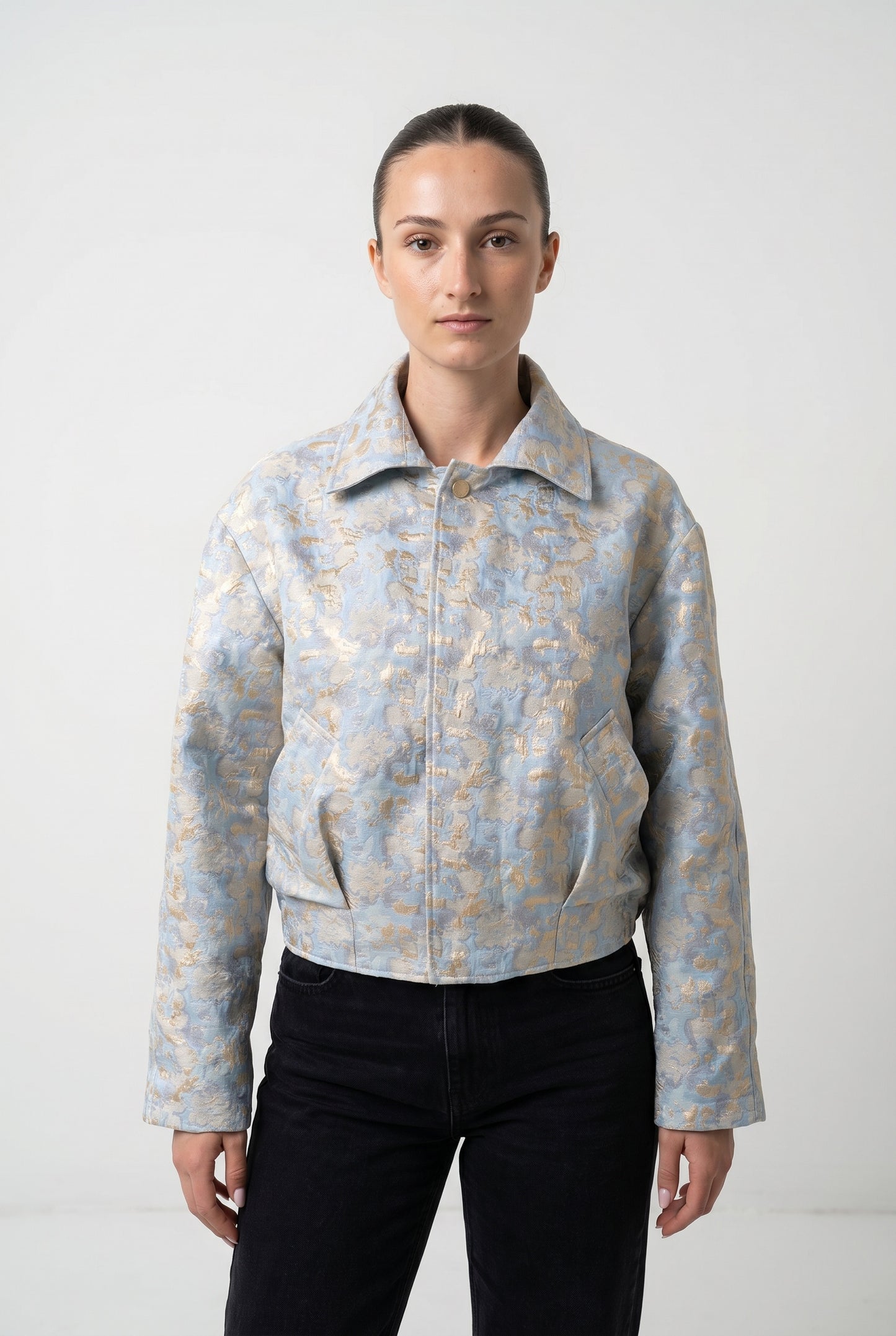 PATTERNED JACKET IN METALLIC FABRIC