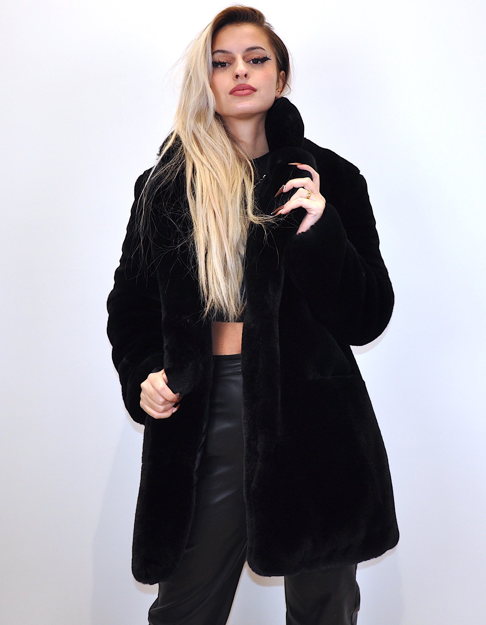 The new county deals faux fur coat